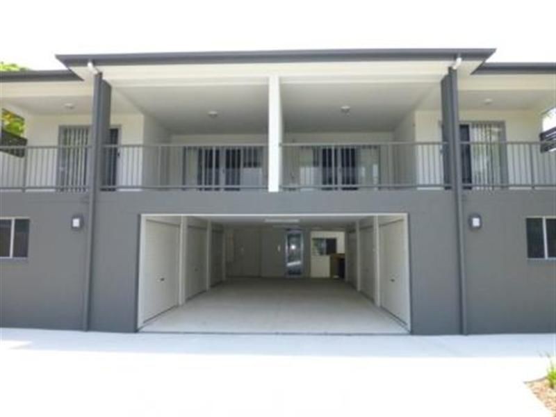 2/16 Dulendella Street, Zillmere QLD 4034