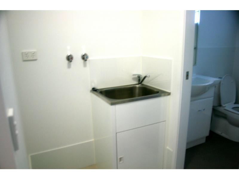 2/16 Dulendella Street, Zillmere QLD 4034