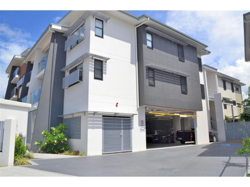216/83 Lawson Street, Morningside QLD 4170