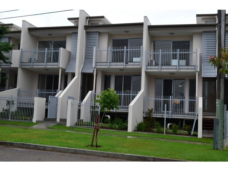 15-19 Zahel Street, Carina QLD 4152