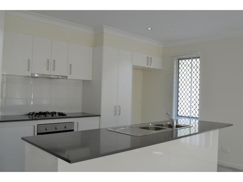 12 Forest Oak Court, Chuwar QLD 4306