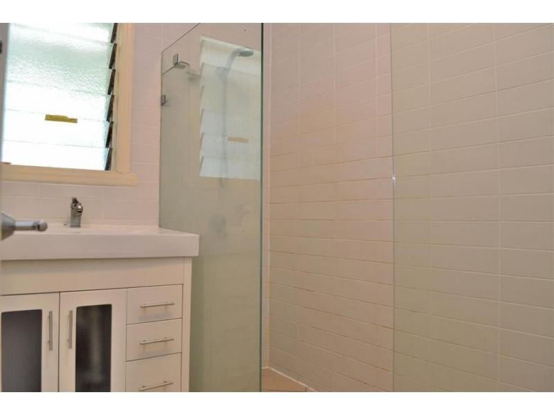 58 Lincoln Street, Greenslopes QLD 4120
