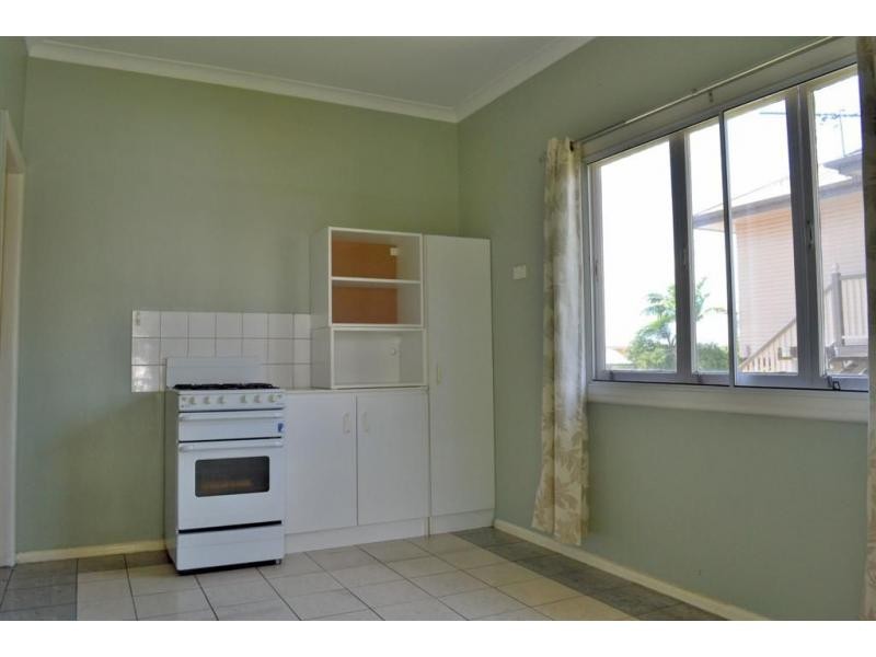 58 Lincoln Street, Greenslopes QLD 4120