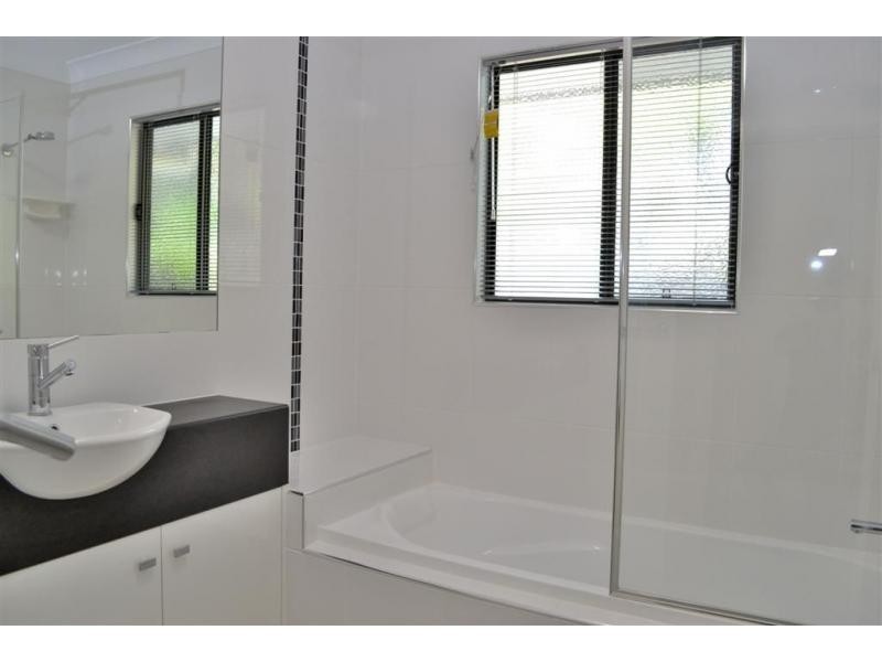 9 Michelle Court, Cleveland QLD 4163