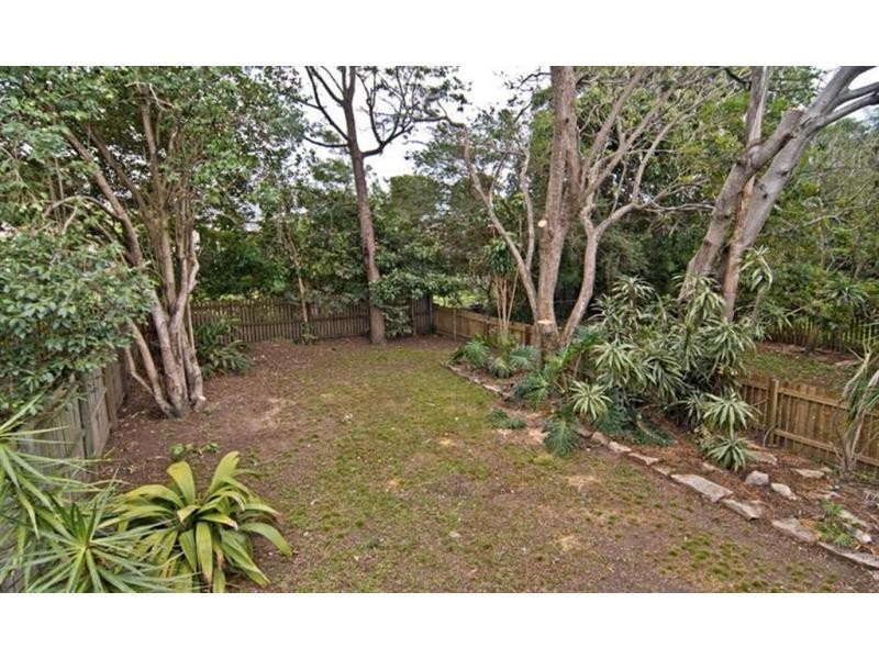 32 NICHOLAS Street, Windsor QLD 4030