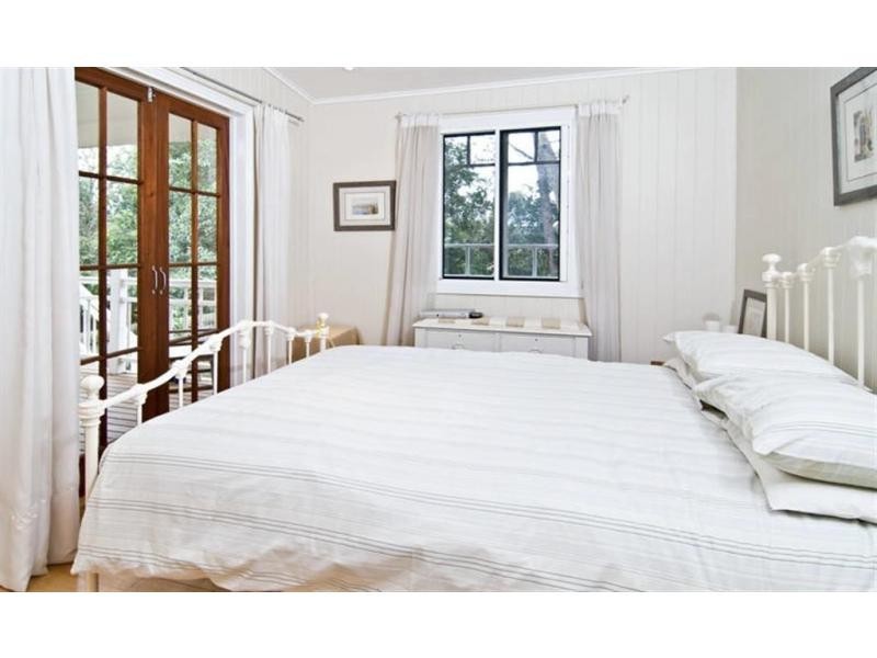 32 NICHOLAS Street, Windsor QLD 4030