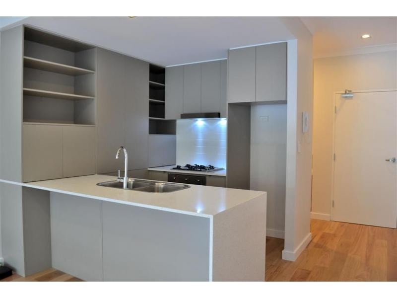 66 Overend Street, Norman Park QLD 4170