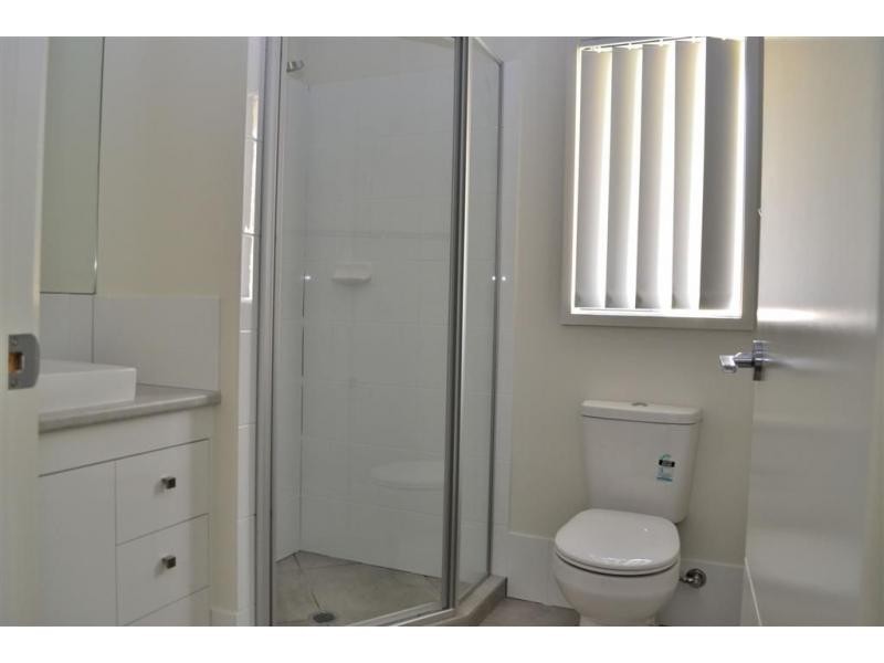 36 Knightsbridge Drive, Chuwar QLD 4306