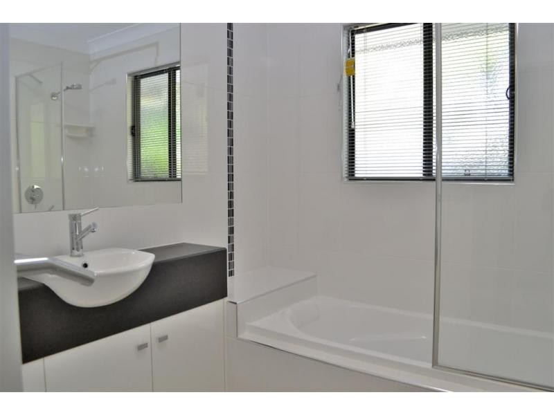 9 Michelle Court, Cleveland QLD 4163