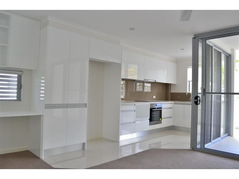 31 Palmer Street, Greenslopes QLD 4120