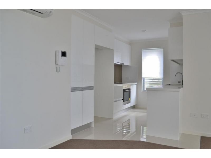 2/31 Palmer Street, Greenslopes QLD 4120