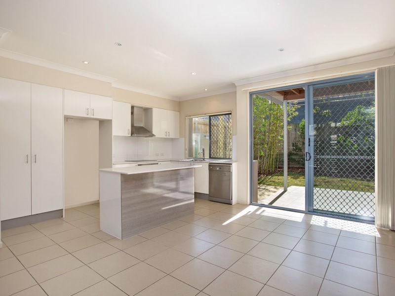 2/21 Bartlett Street, Morningside QLD 4170