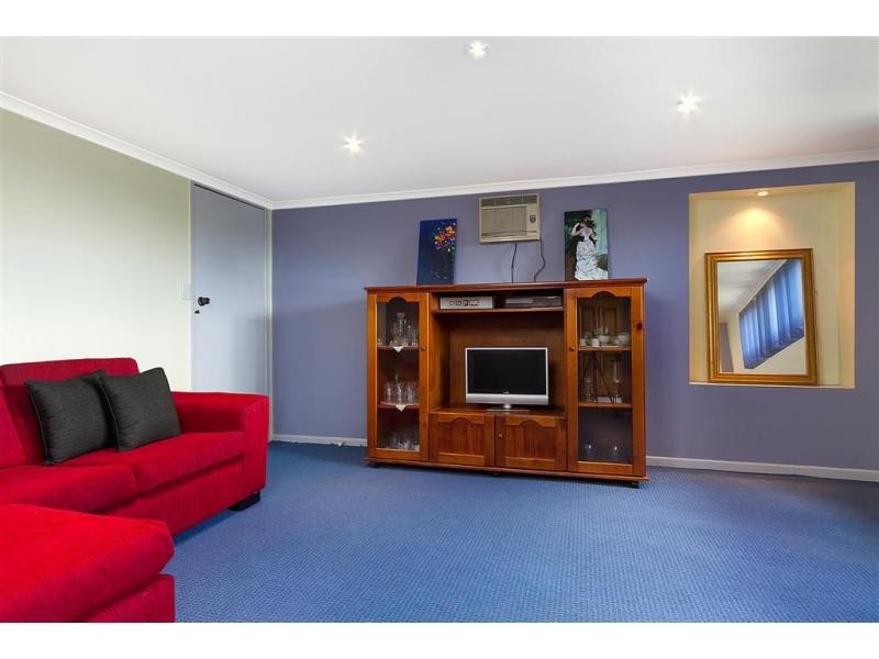 232 Broadwater Road, Mansfield QLD 4122