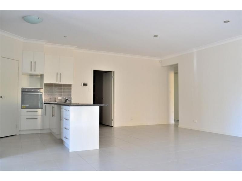 1/8 Sandalwood Street, Thornlands QLD 4164