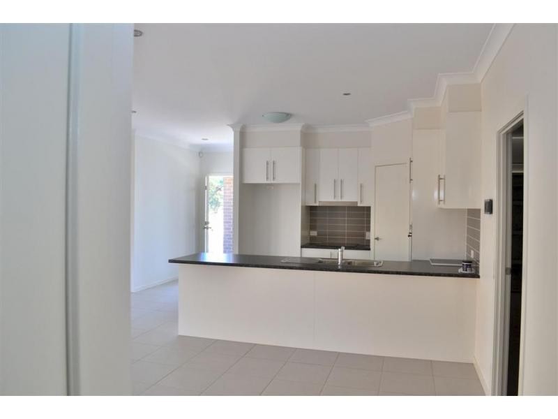 1/8 Sandalwood Street, Thornlands QLD 4164