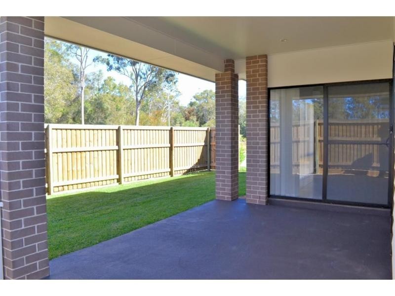 1/8 Sandalwood Street, Thornlands QLD 4164