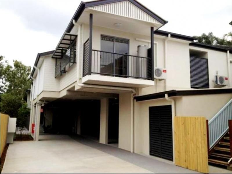 3/11 Cottenham Street, Fairfield QLD 4103