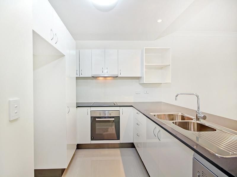 3/11 Cottenham Street, Fairfield QLD 4103