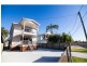 825 Esplanade, Lota QLD 4179