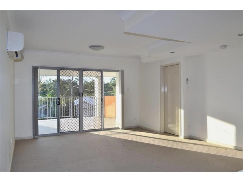 3/9 Victor Street, Holland Park QLD 4121