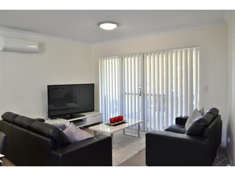 3/9 Victor Street, Holland Park QLD 4121