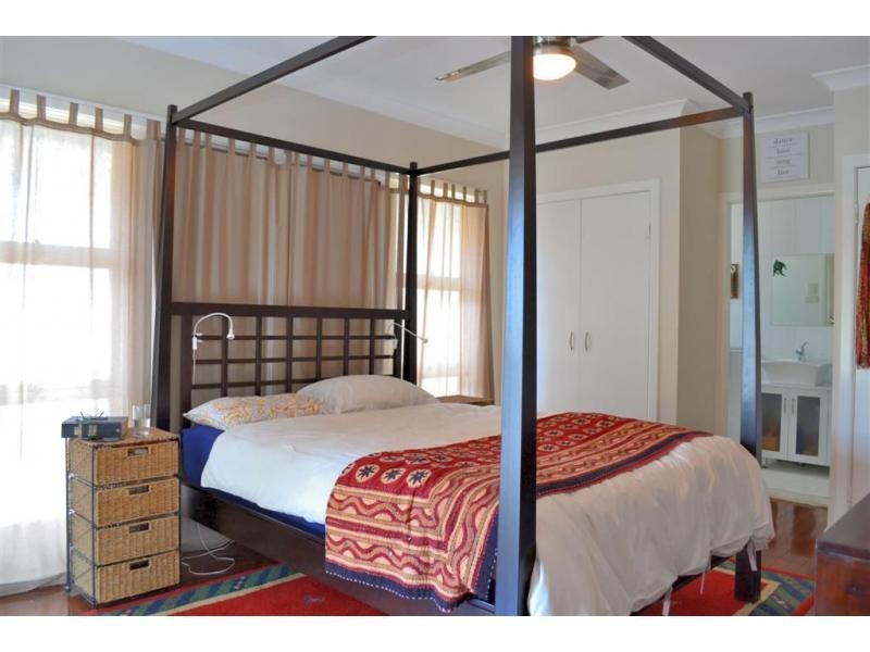 22 Sorbiston Street, Holland Park West QLD 4121