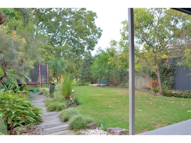 22 Sorbiston Street, Holland Park West QLD 4121