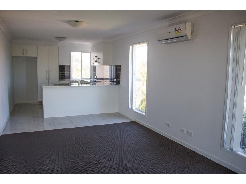 180 Thornside Road, Thorneside QLD 4158