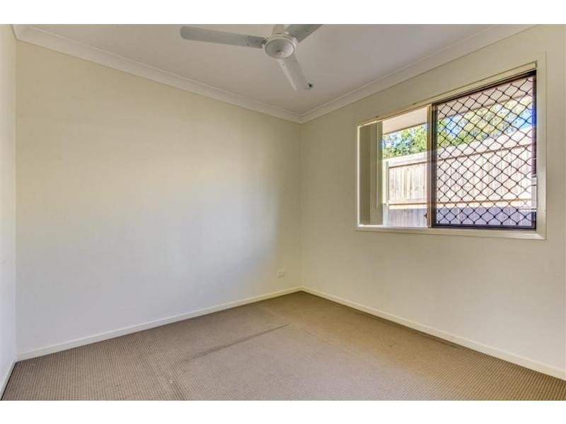 10 Lachlan Lane, Hillcrest QLD 4118