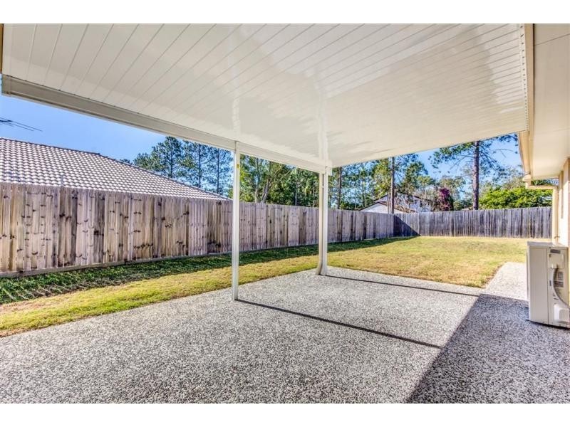 10 Lachlan Lane, Hillcrest QLD 4118