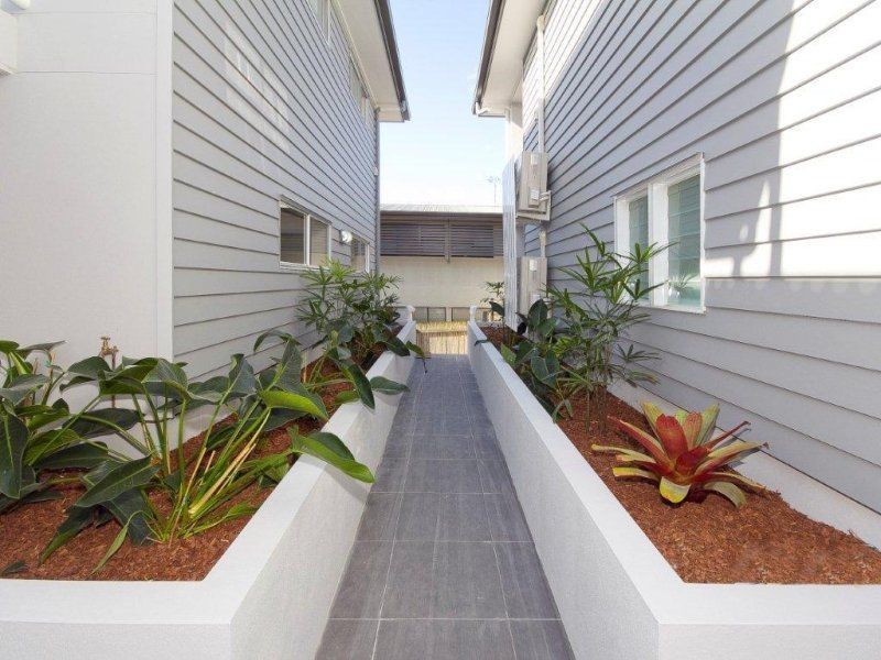 11/12 Lake Street, Yeronga QLD 4104