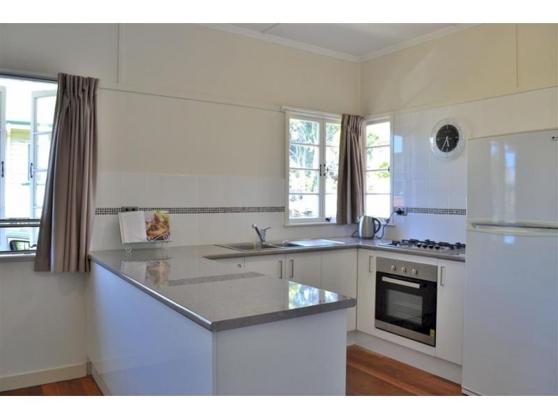 8 Glading Street, Manly West QLD 4179