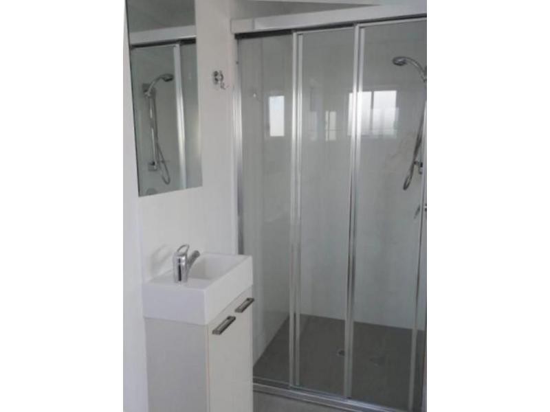 8/12 Hedges Avenue, Sherwood QLD 4075