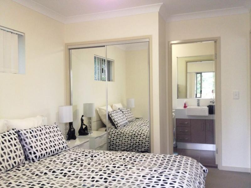 3/9 Victor Street, Holland Park QLD 4121