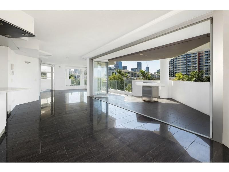 Unit 101/1 O’Connell Street, Kangaroo Point QLD 4169