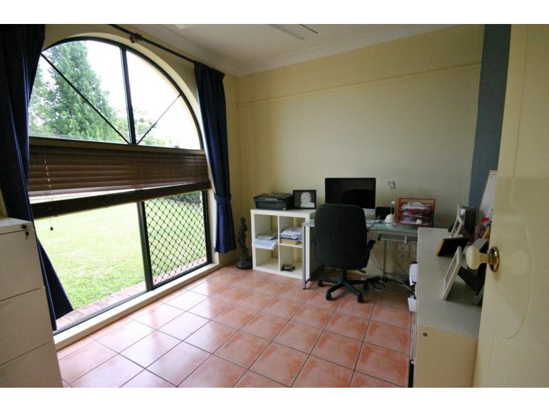 30 Palmetto Place, Bridgeman Downs QLD 4035