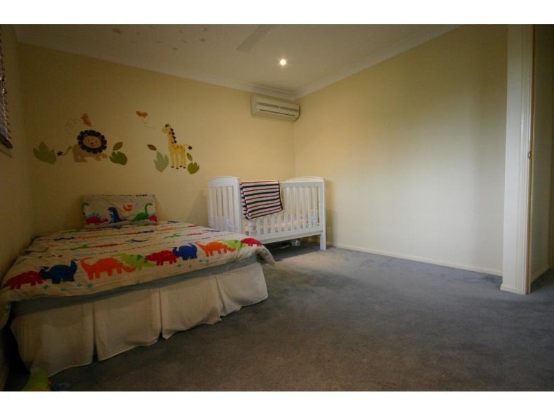 30 Palmetto Place, Bridgeman Downs QLD 4035