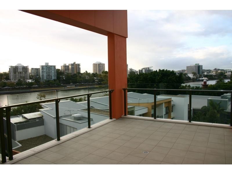 Unit 265/10 Pidgeon Close, West End QLD 4101