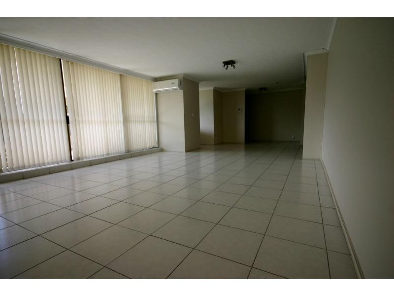 Unit 33/10 Lower River Terrace, South Brisbane QLD 4101