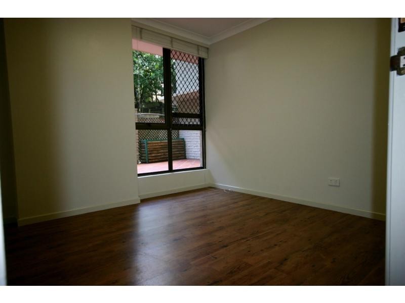 Unit 33/10 Lower River Terrace, South Brisbane QLD 4101
