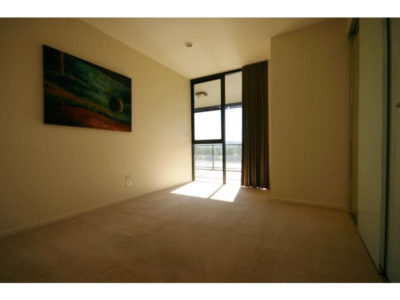 220/197 King Arthur Terrace, Tennyson QLD 4105