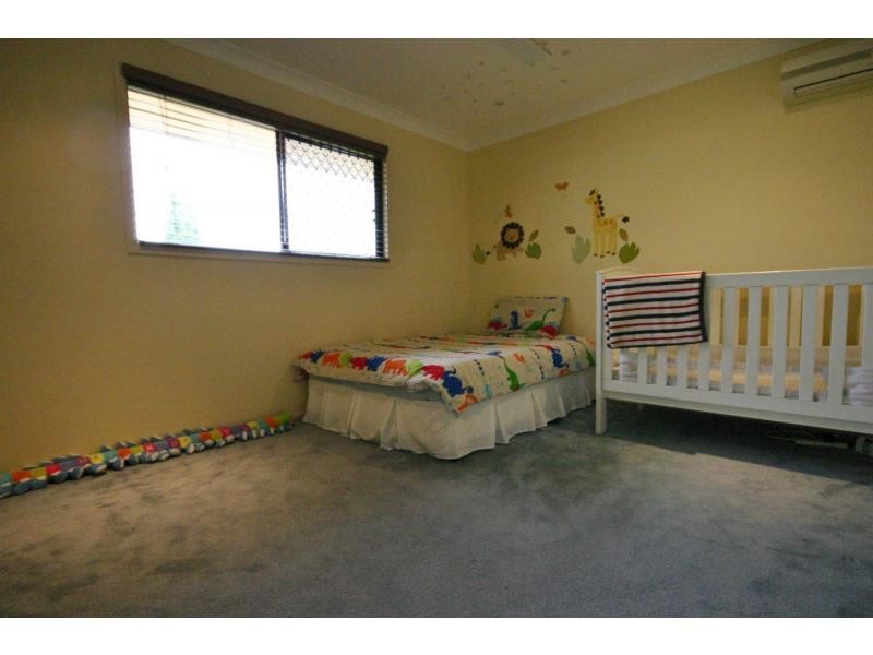 30 Palmetto Place, Bridgeman Downs QLD 4035