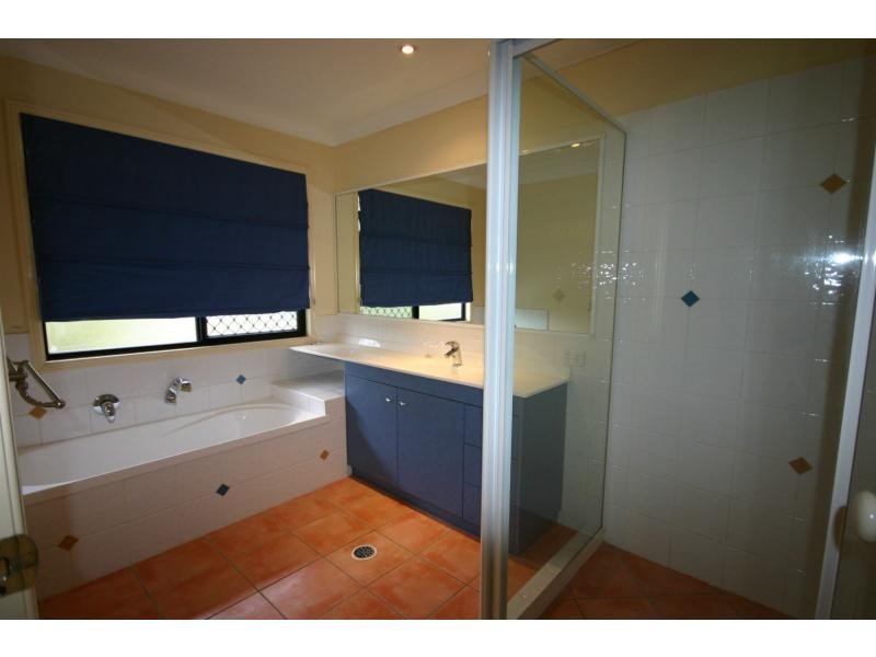 30 Palmetto Place, Bridgeman Downs QLD 4035