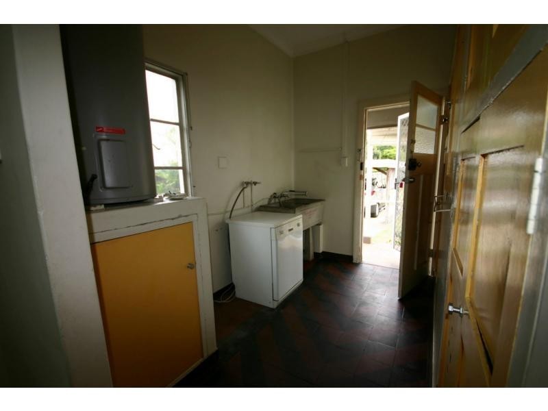 282 Nudgee Road, Hendra QLD 4011