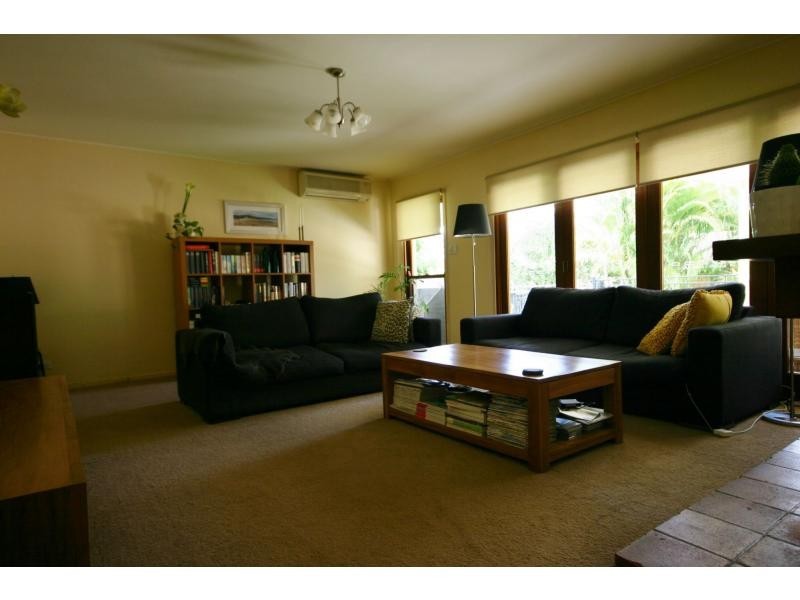 96 Kenmore Road, Kenmore, Kenmore QLD 4069
