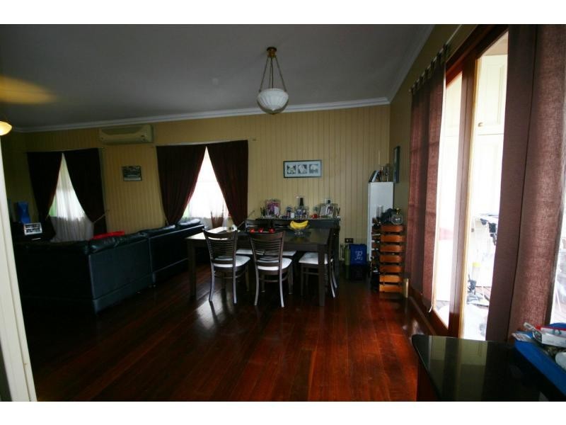 28 Stanley Terrace, Taringa QLD 4068