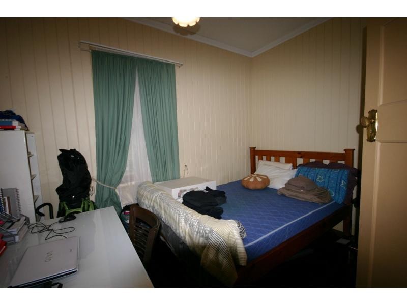 28 Stanley Terrace, Taringa QLD 4068