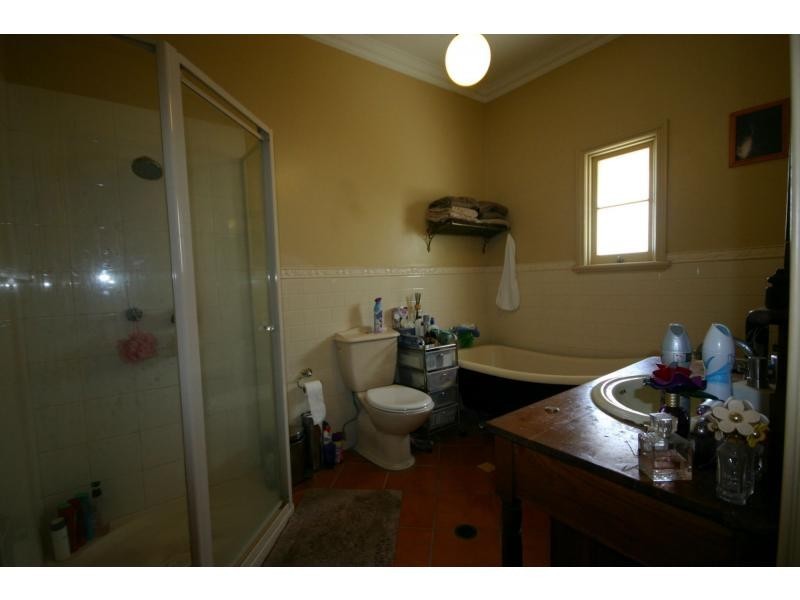 28 Stanley Terrace, Taringa QLD 4068