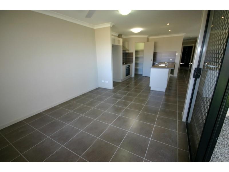 24 Northmarque Street, Carseldine QLD 4034