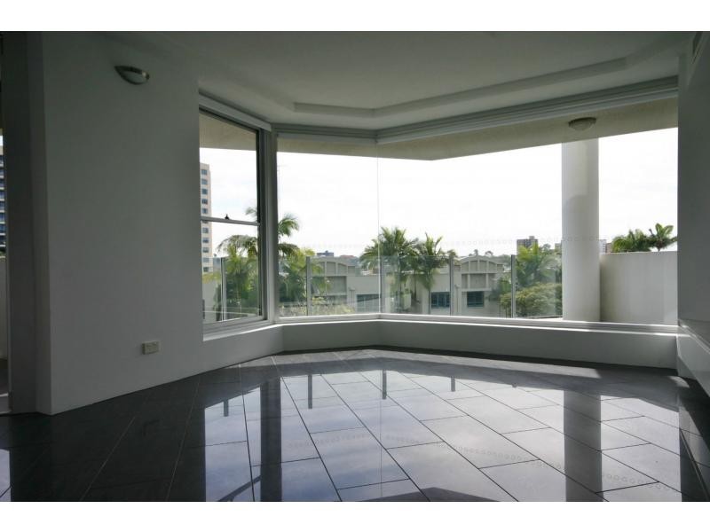 Unit 101/1 O’Connell Street, Kangaroo Point QLD 4169